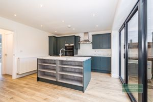 Photo 32- click for photo gallery